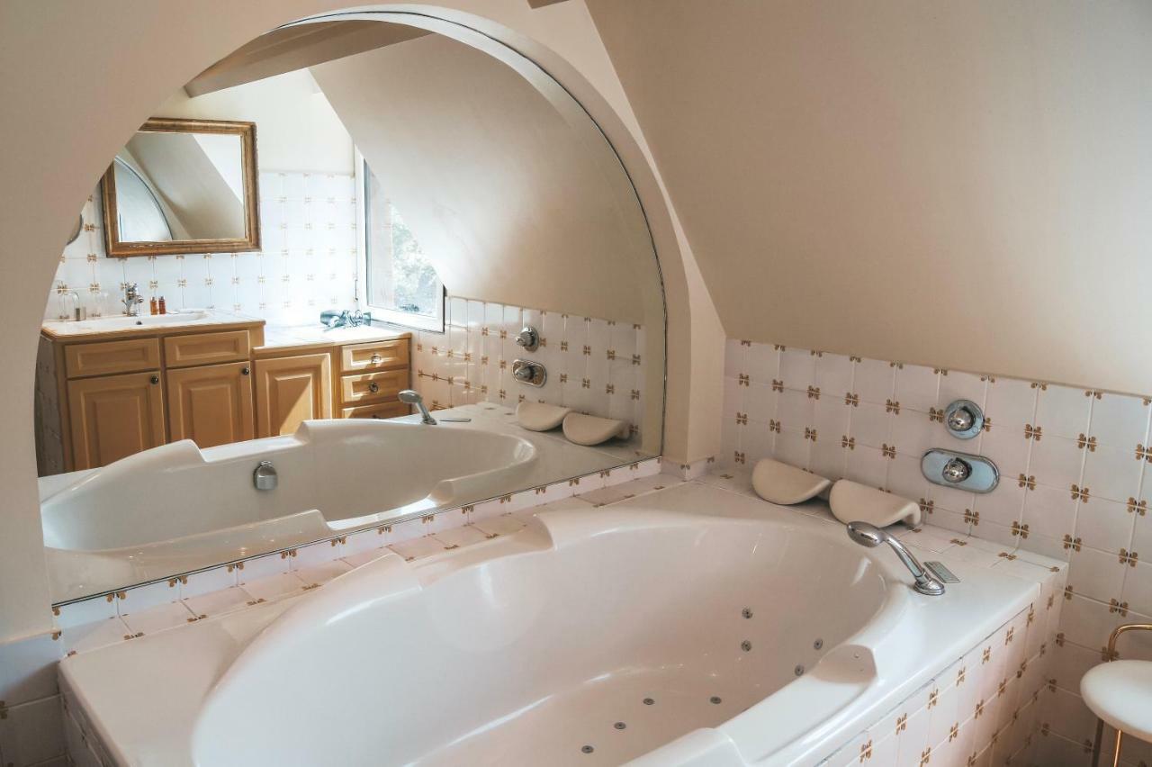 "La Girelle, Bord De Mer" Bed & Breakfast องเฟลอร์ ภายนอก รูปภาพ
